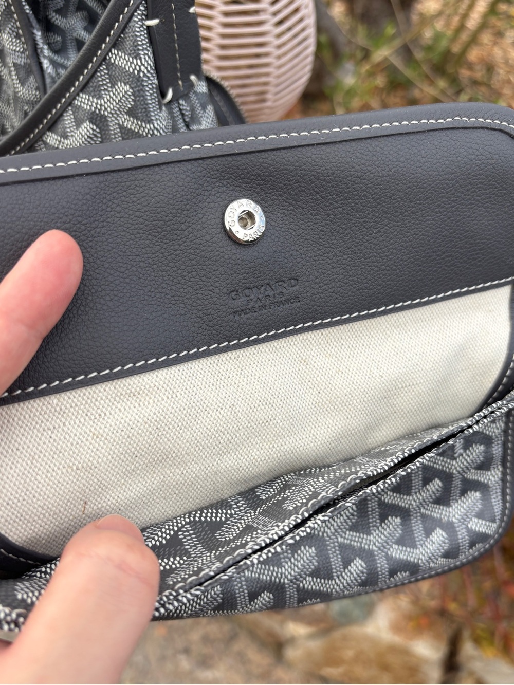 Goyard Grey Monogram Hobo Tote - Picture 7 of 9